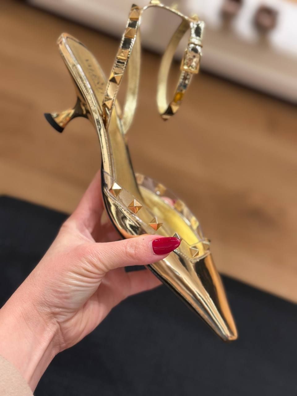 Босоножки Valentino