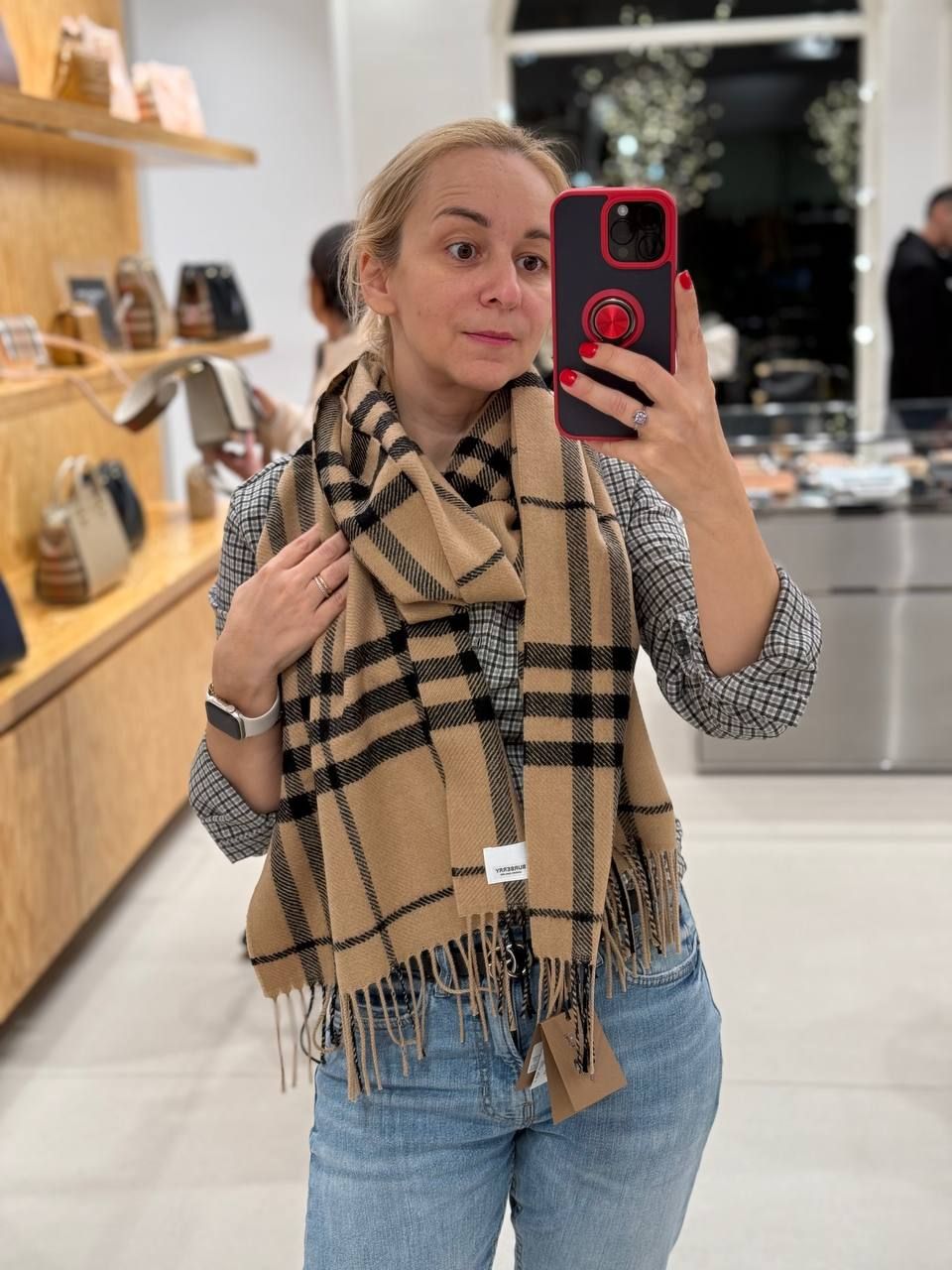 Шаль Burberry