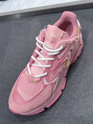 Женские кроссовки Lacoste