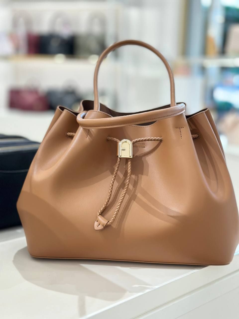 Сумка Furla Levante
