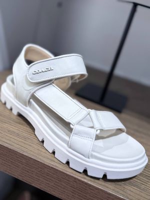 Сандалии Coach