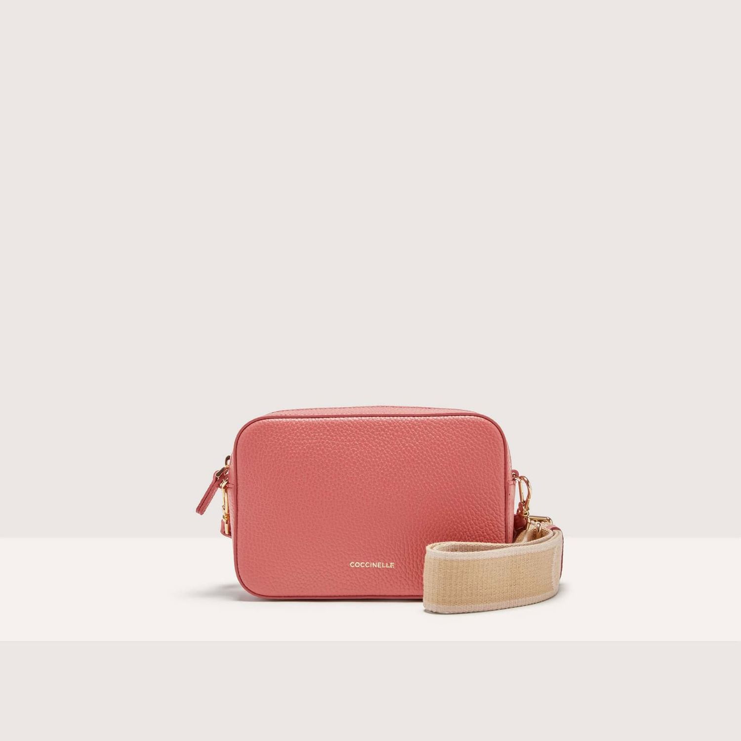 Сумка Coccinelle Tebe mini