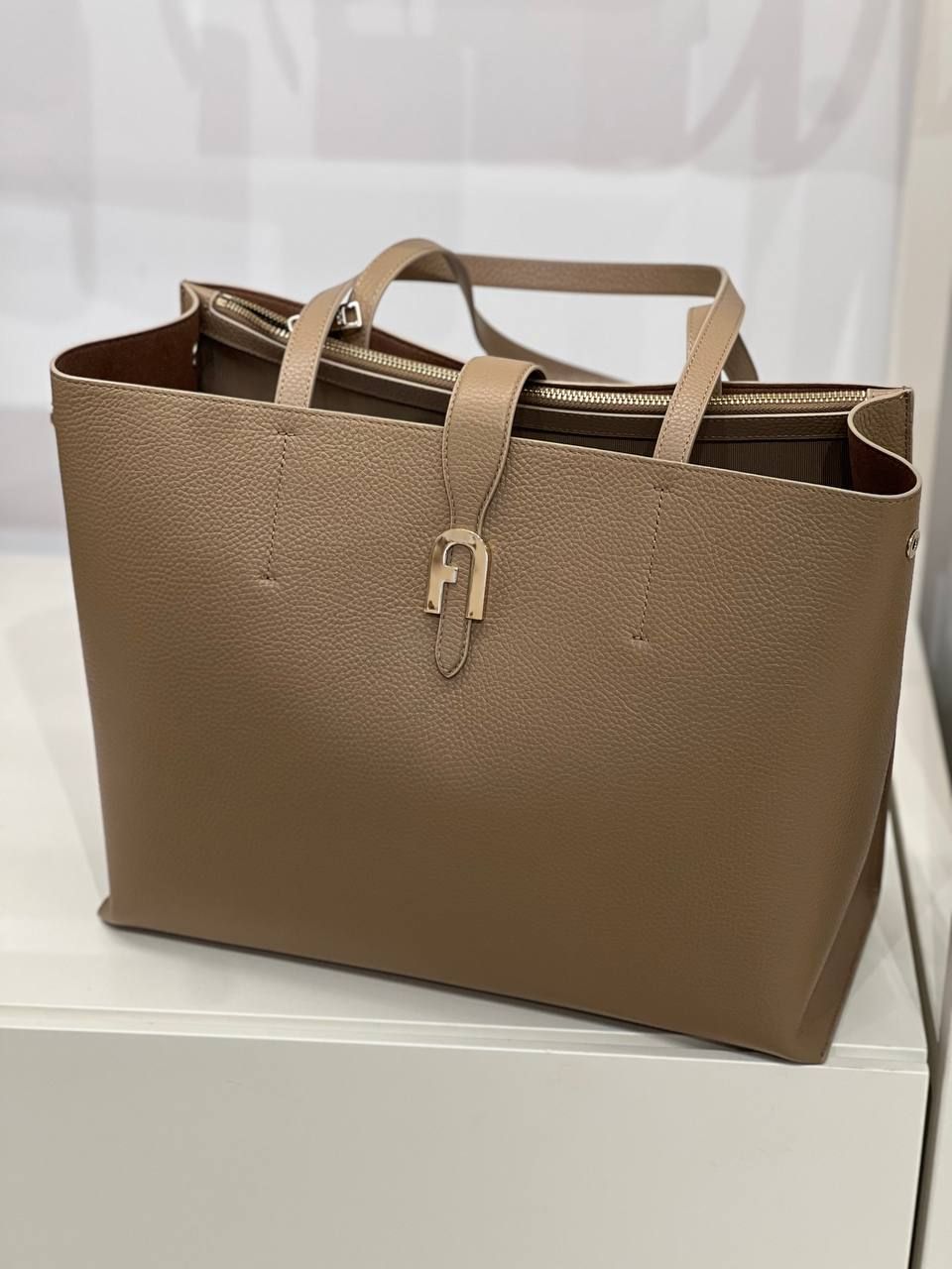 Сумка Furla Sofia