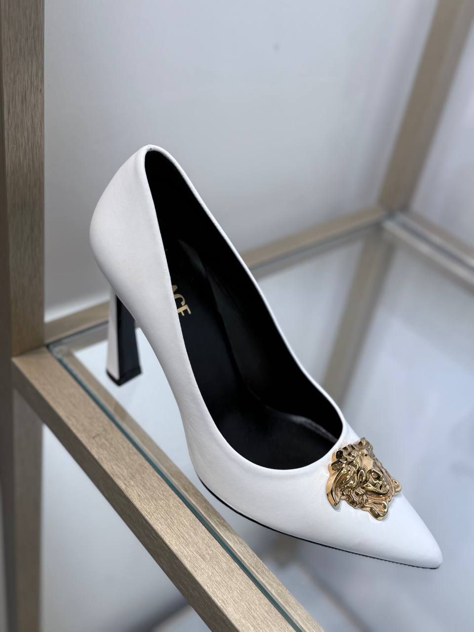 Туфли Versace
