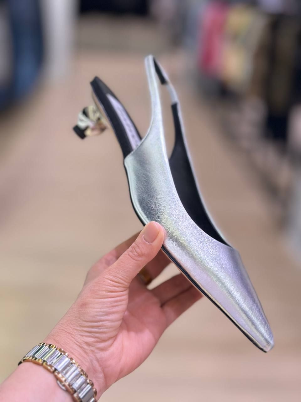 Слингбэки Max Mara Group