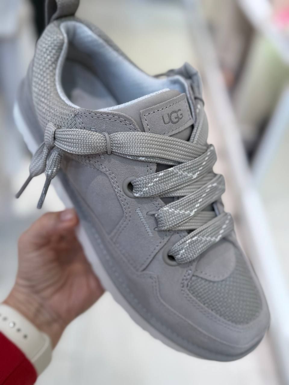 Кроссовки UGG