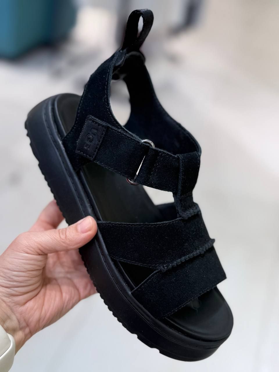 Босоножки UGG