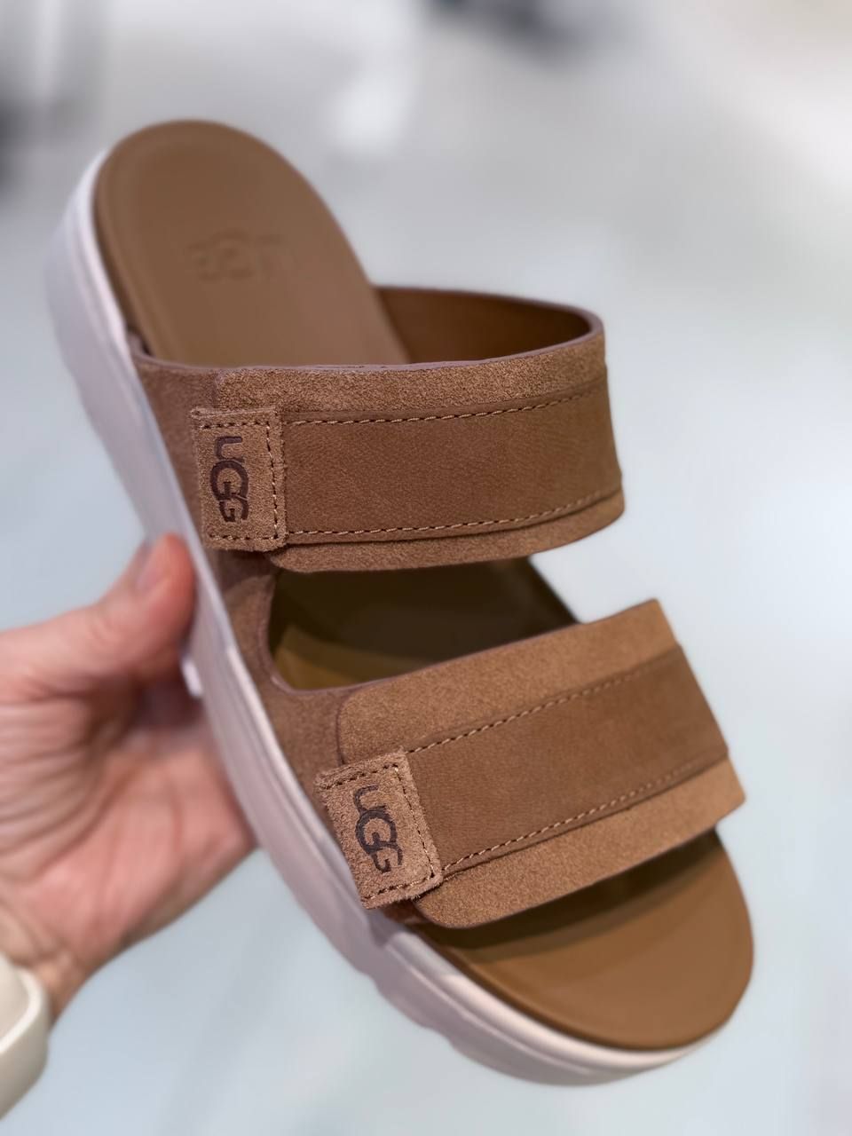 Шлепанцы UGG