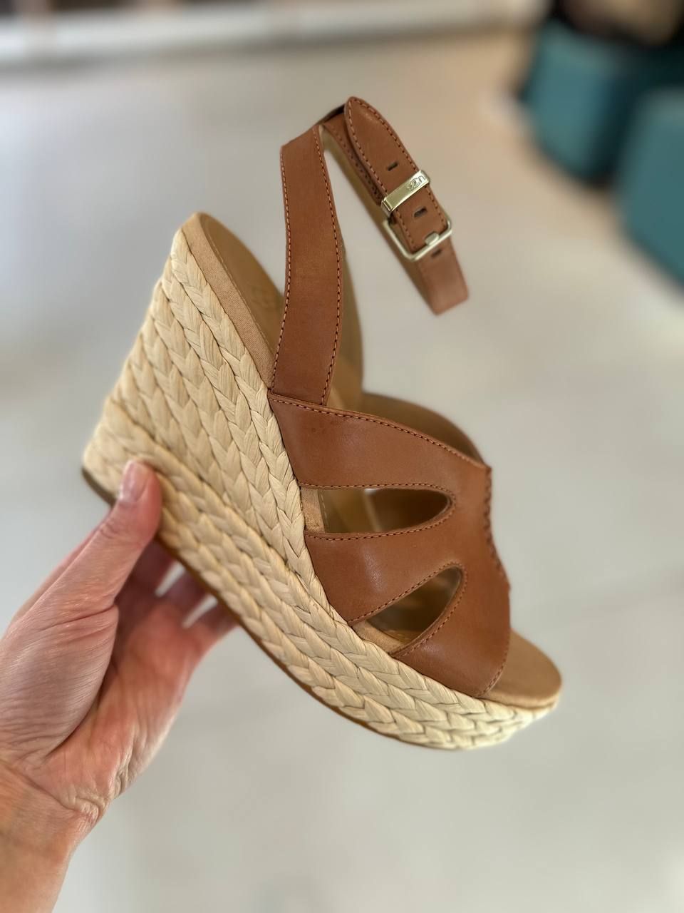 Босоножки UGG