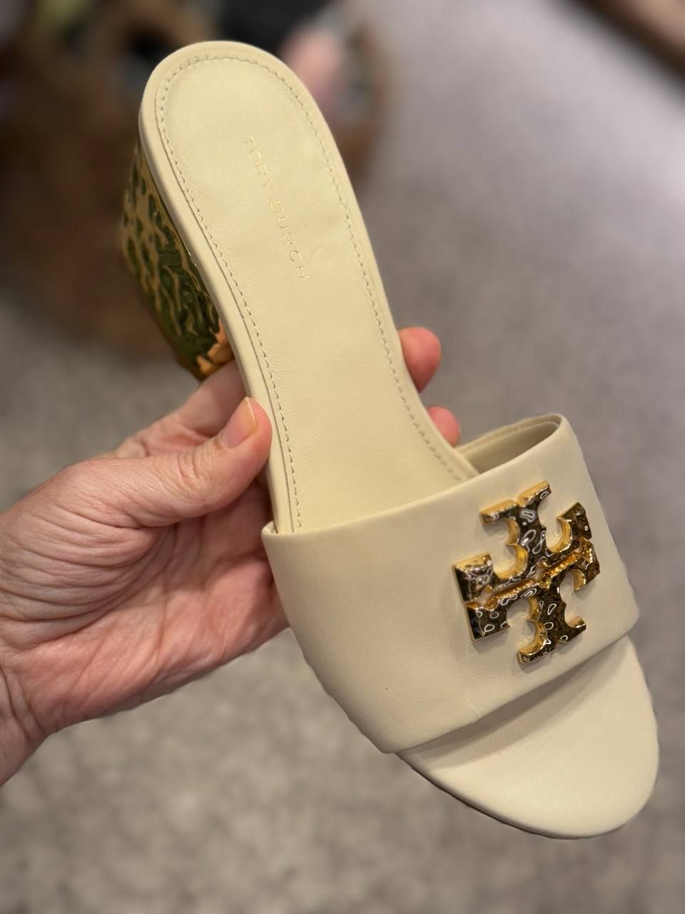 Шлепанцы Tory Burch