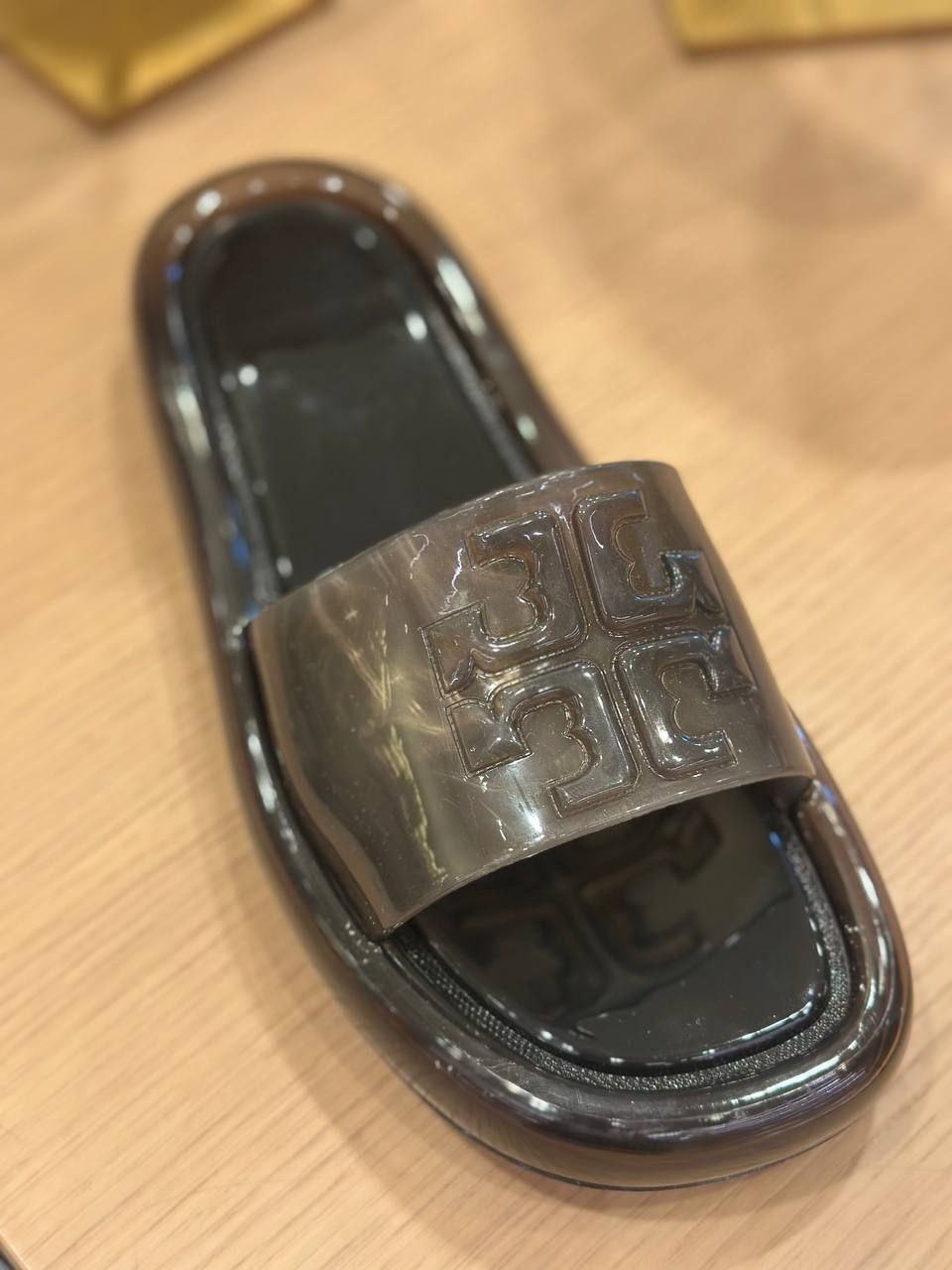 Шлепанцы Tory Burch
