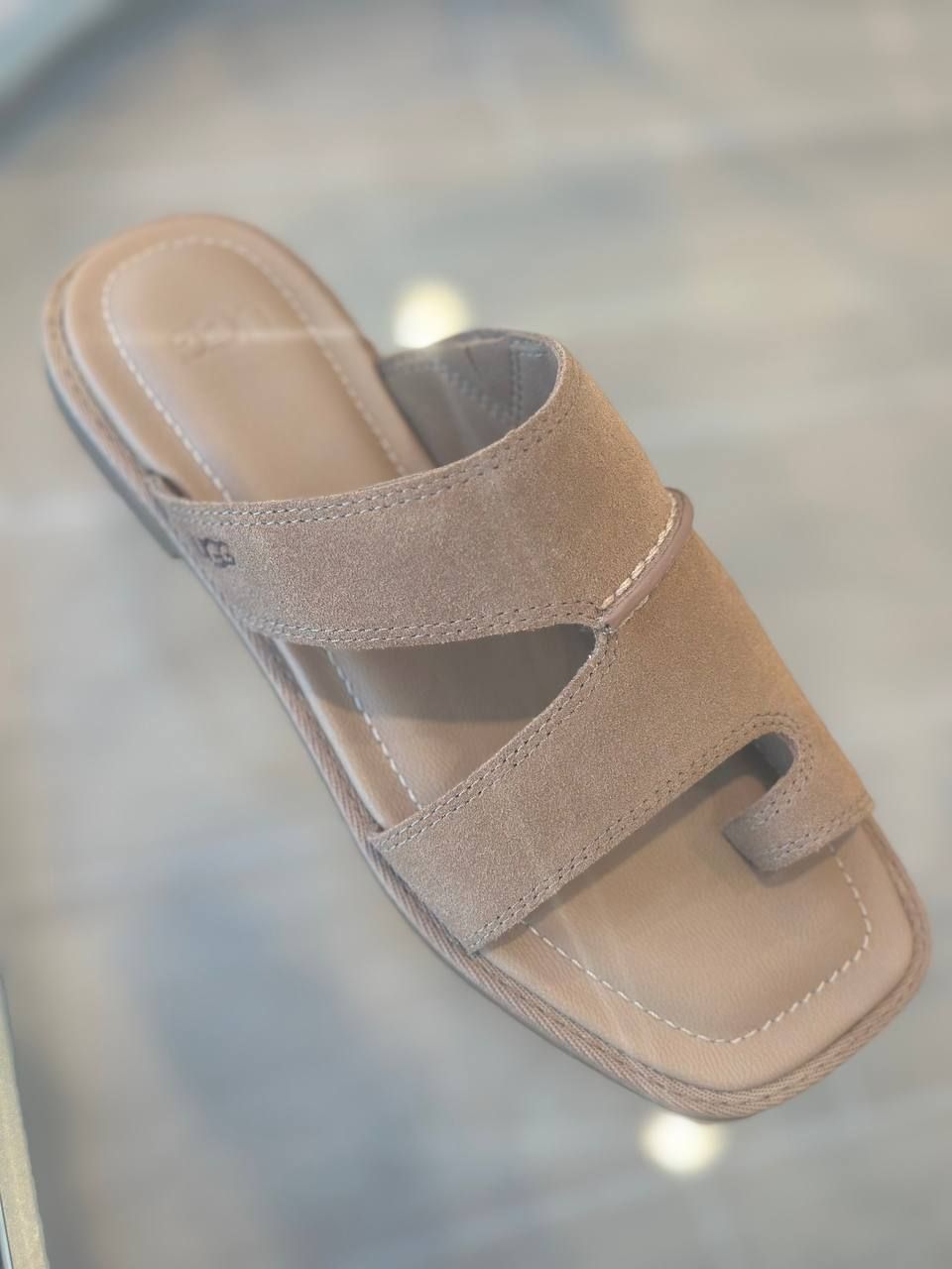 Шлепанцы UGG