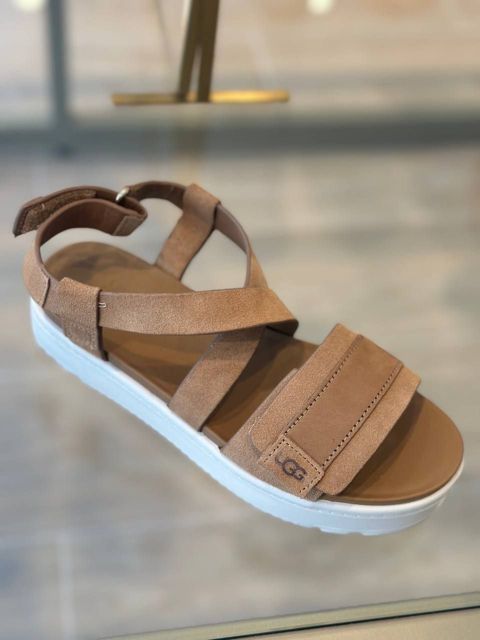 Босоножки UGG