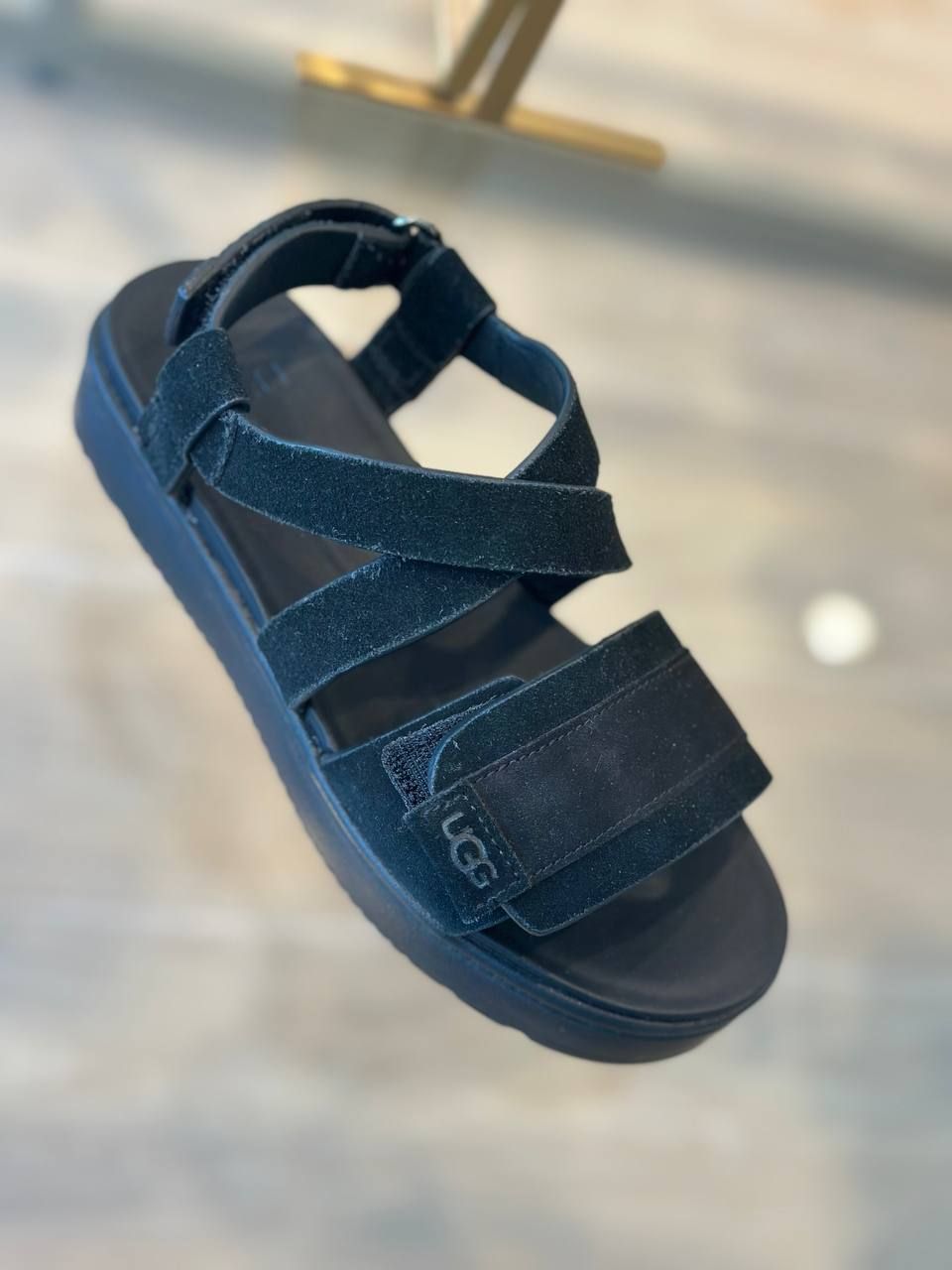 Босоножки UGG