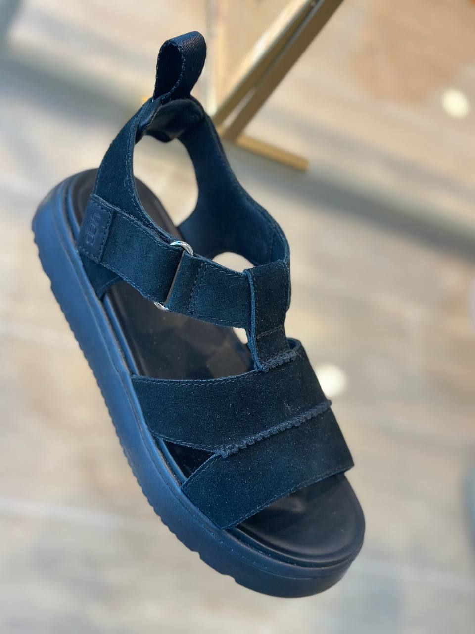 Босоножки UGG