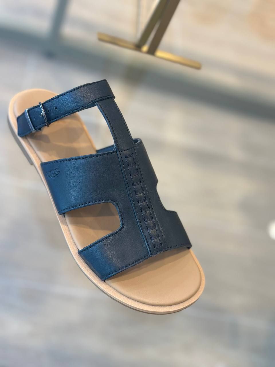 Сандалии UGG