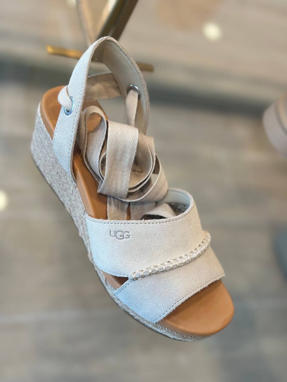 Босоножки UGG