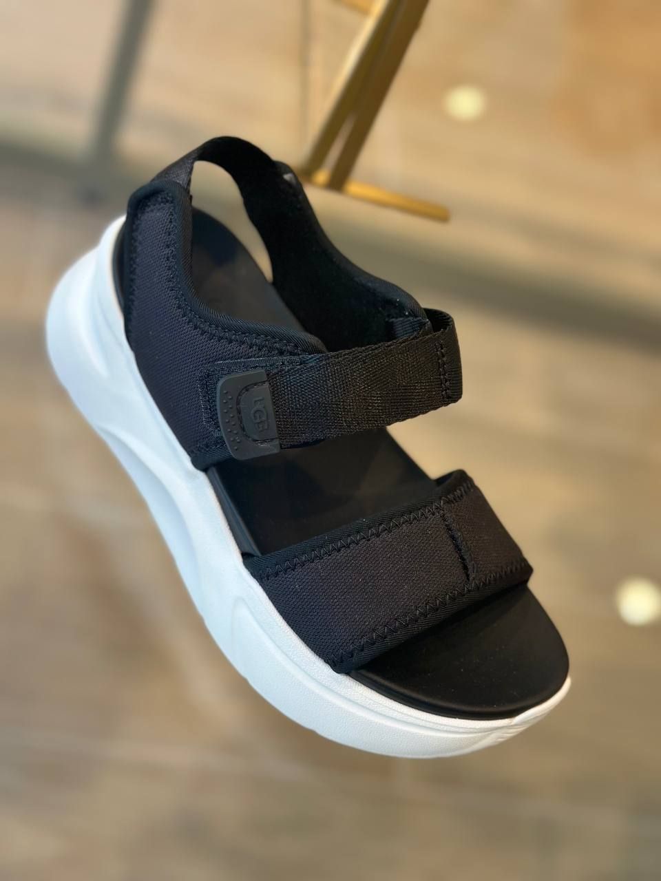 Босоножки UGG