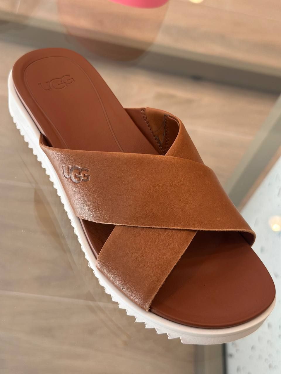 Шлепанцы UGG
