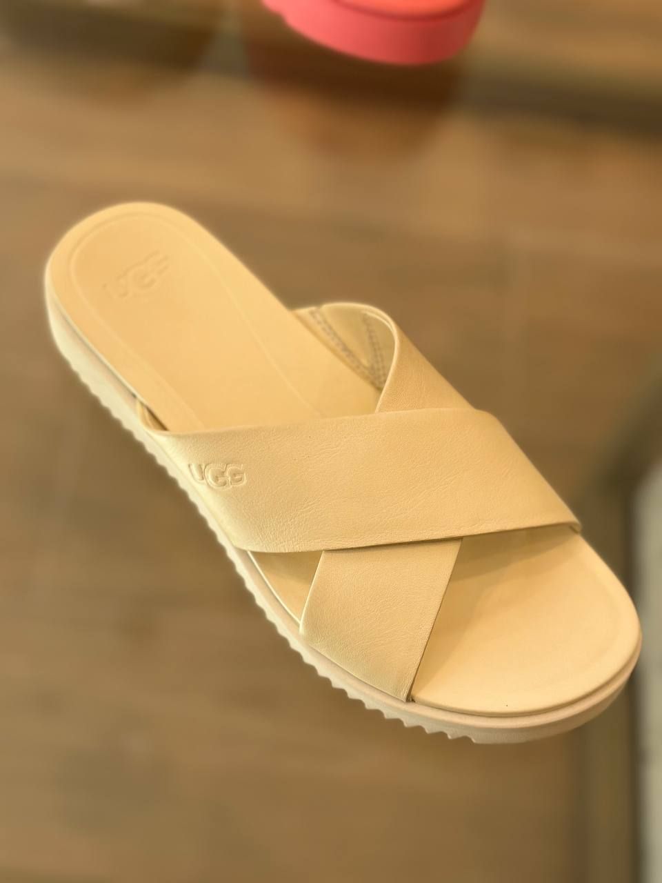 Шлепанцы UGG
