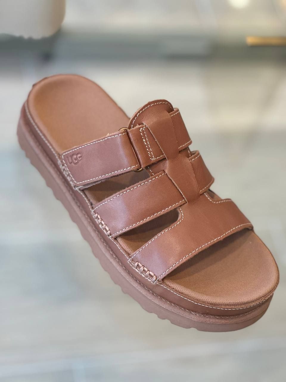 Шлепанцы UGG
