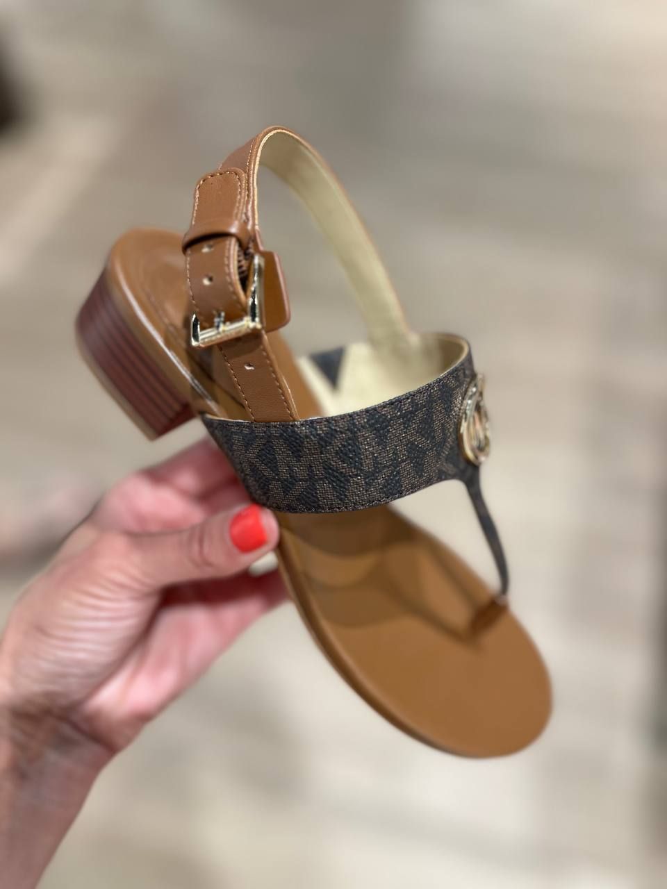 Сандалии Michael Kors