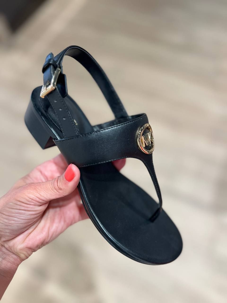 Сандалии Michael Kors