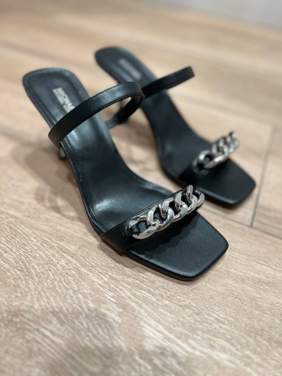 Босоножки Michael Kors