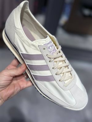 Кроссовки Adidas