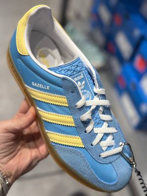 Кроссовки Adidas