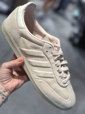 Кроссовки Adidas