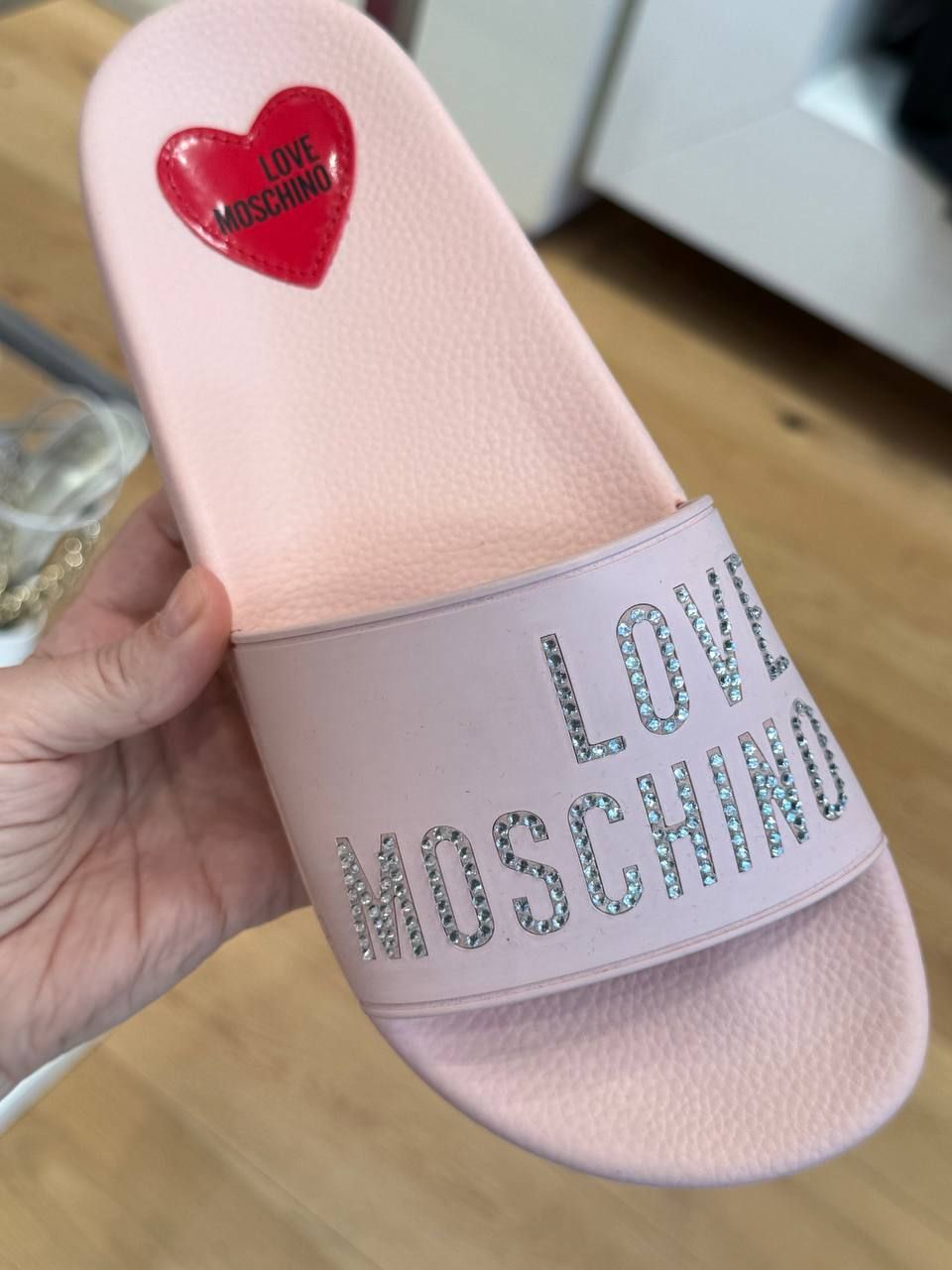 Шлепанцы Moschino