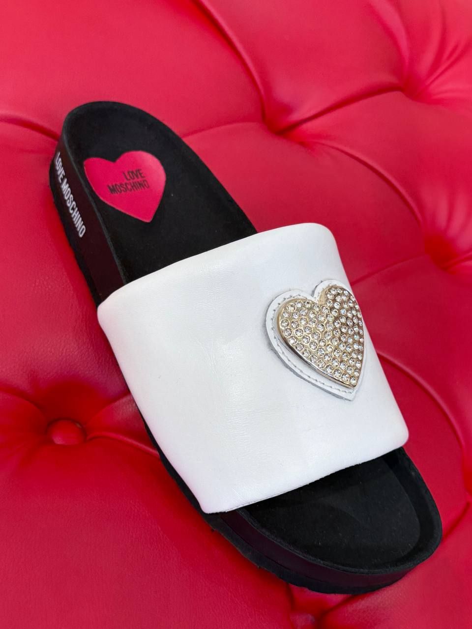 Шлепанцы Moschino