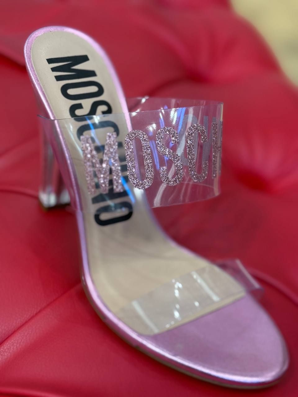 Босоножки Moschino