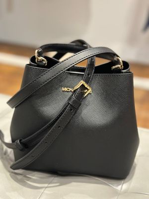 Сумка Michael Kors Pratt mini