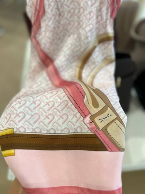Платок Furla