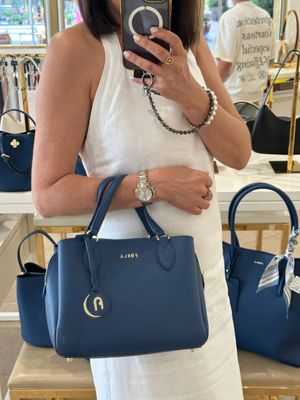 Сумка Furla Minerva medium