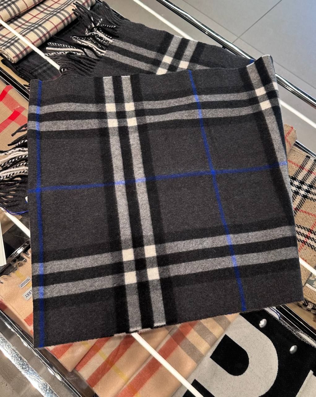 Шарф Burberry