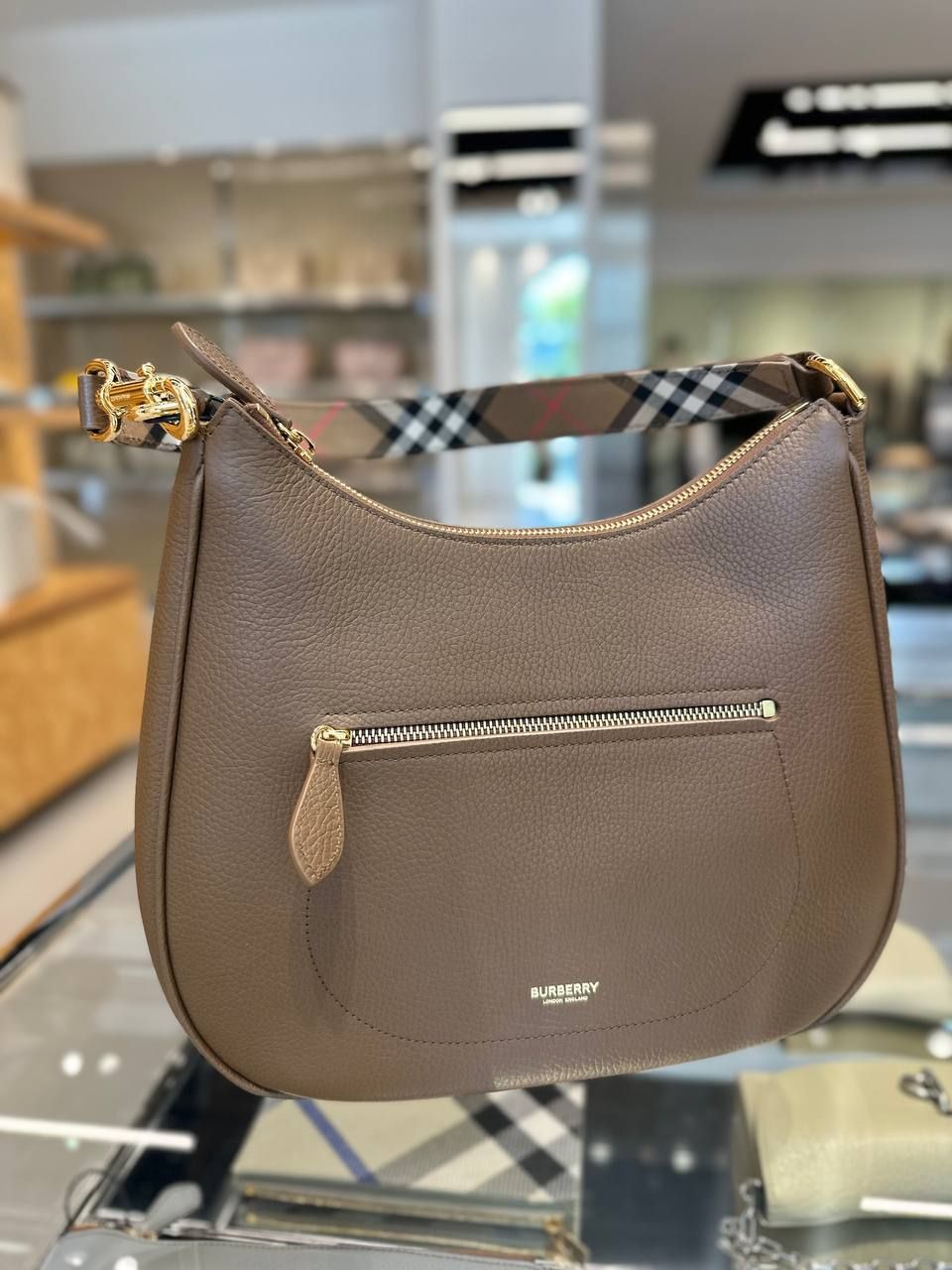 Сумка Burberry