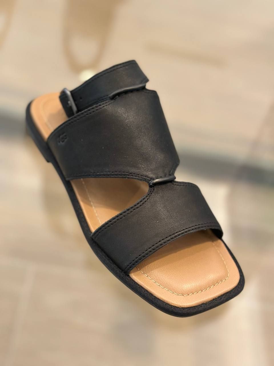 Сандалии UGG