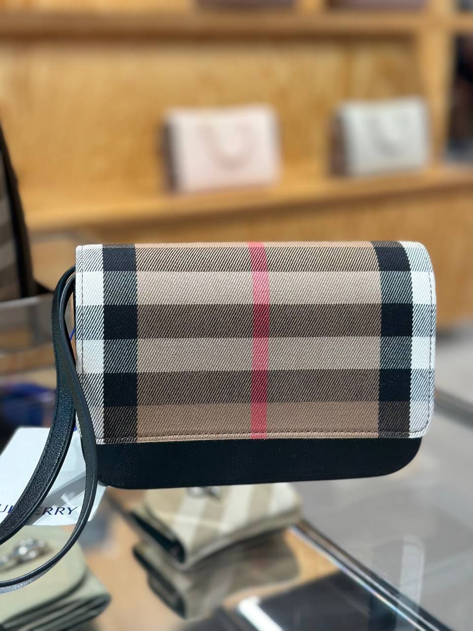 Сумка Burberry