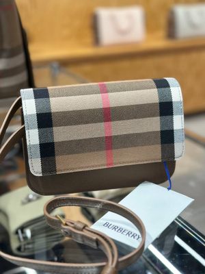 Сумка Burberry