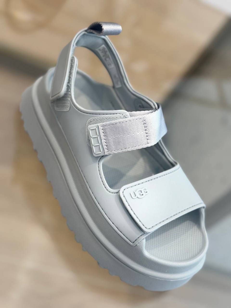 Сандалии UGG