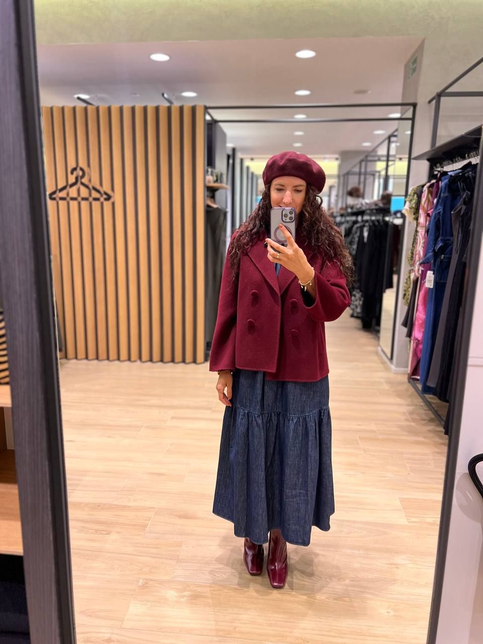Берет Max Mara Group
