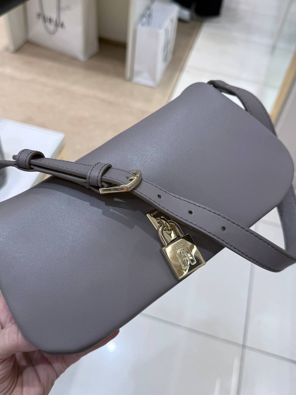 Сумка Furla Artemis big