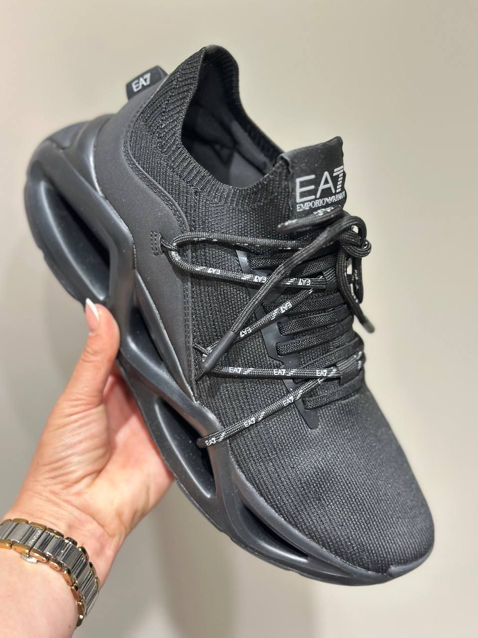 Кроссовки Armani