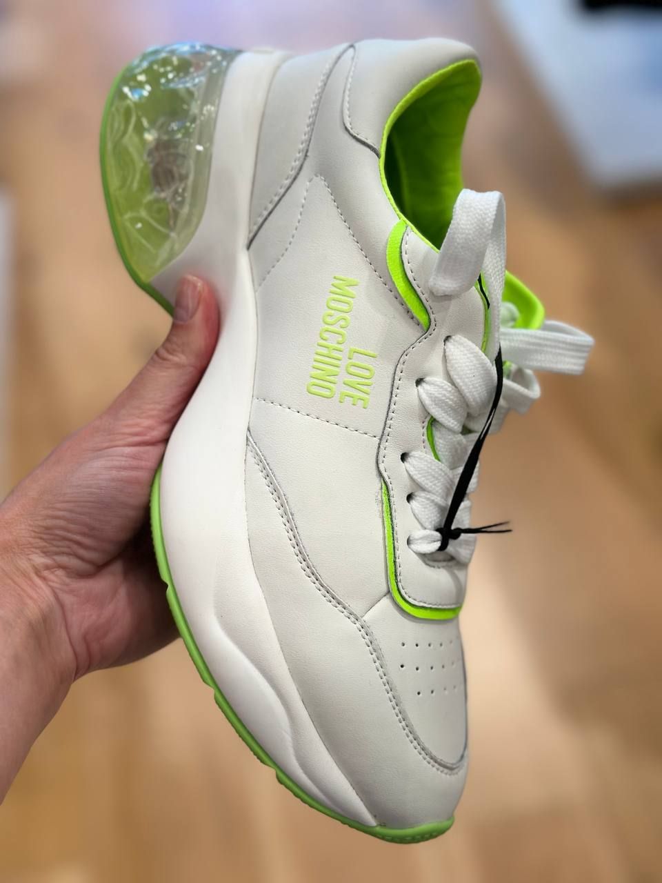 Кроссовки Moschino