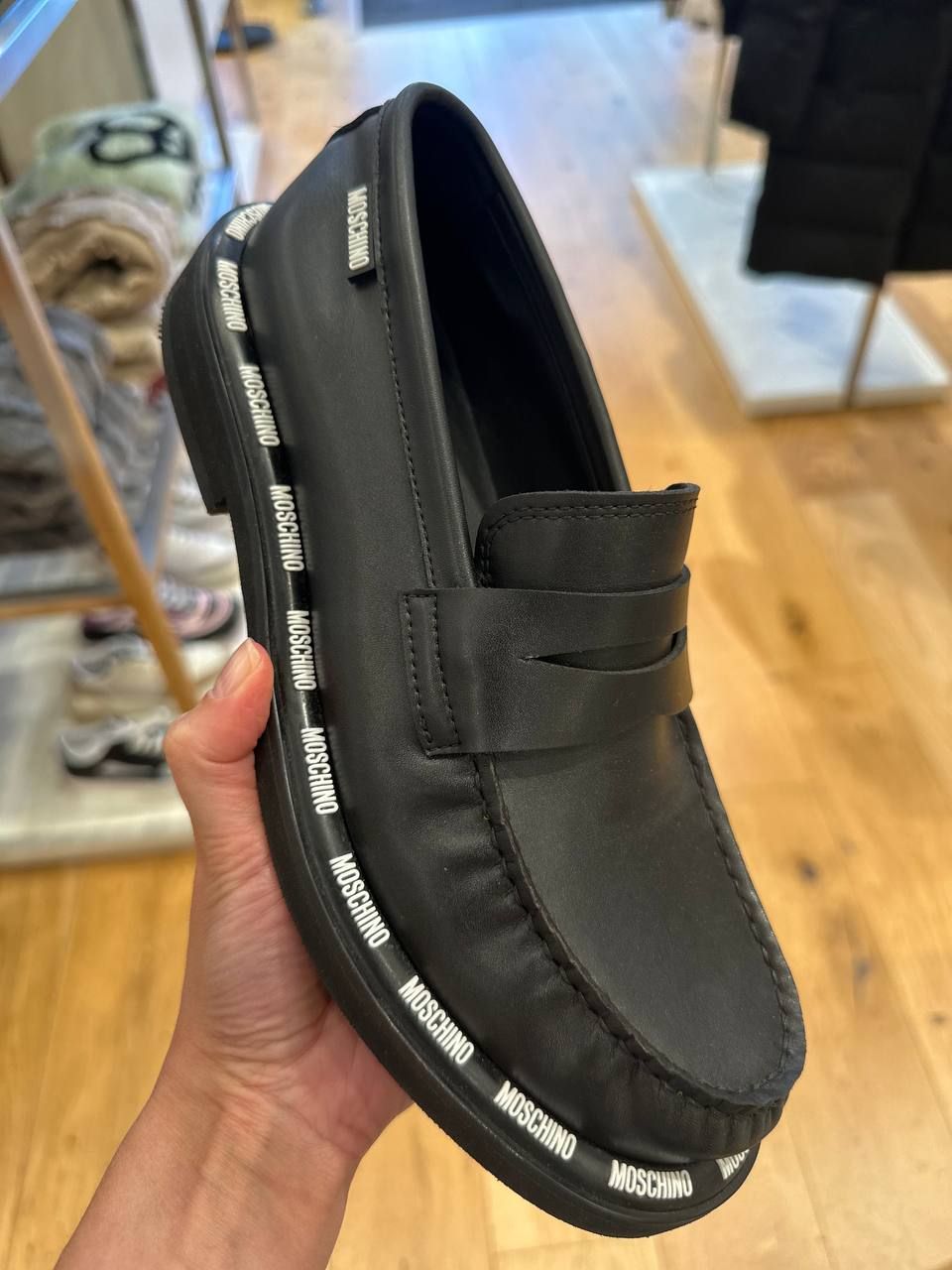 Лоферы Moschino