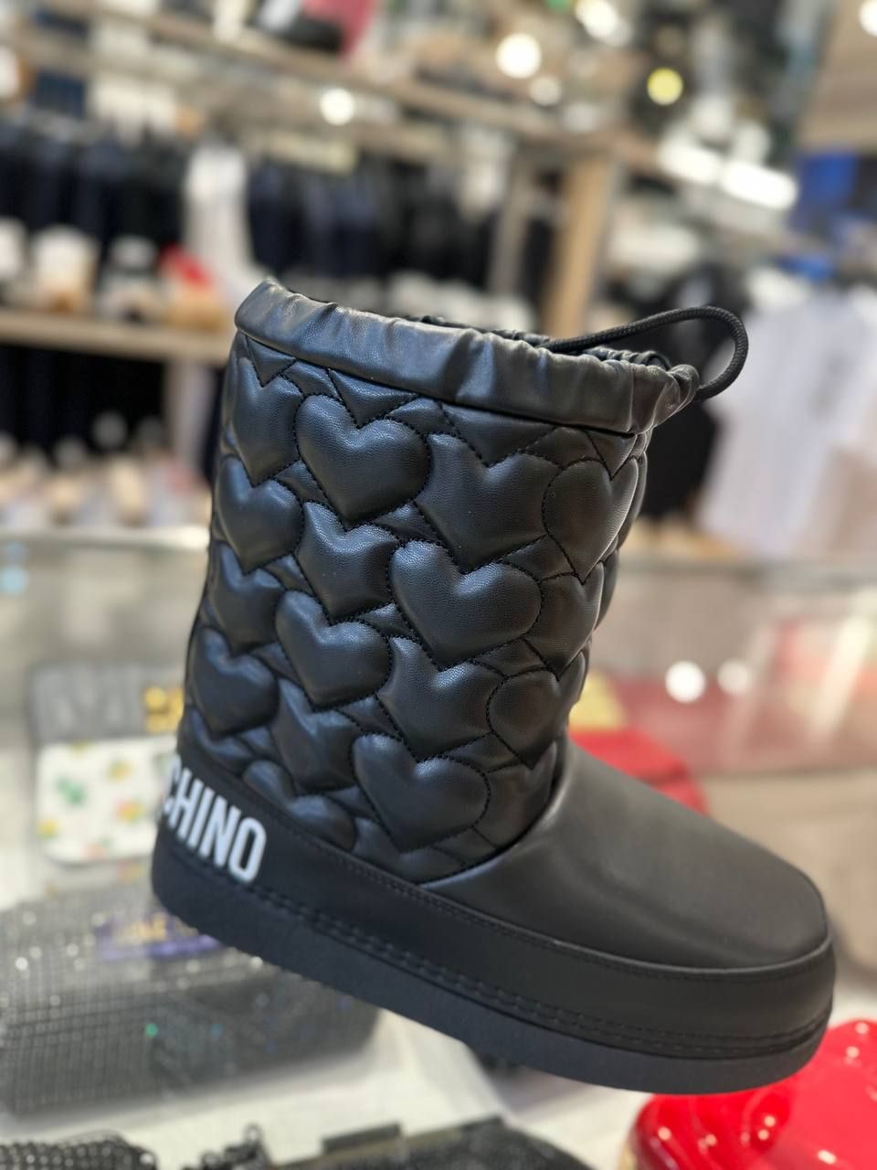 Сапожки Moschino