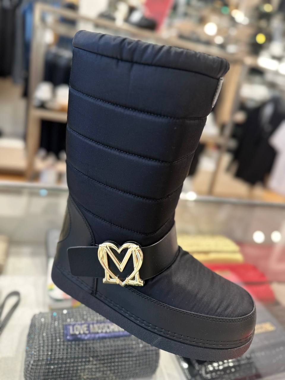 Сапожки Moschino